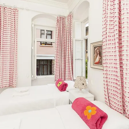 Guest house Bouti 2*